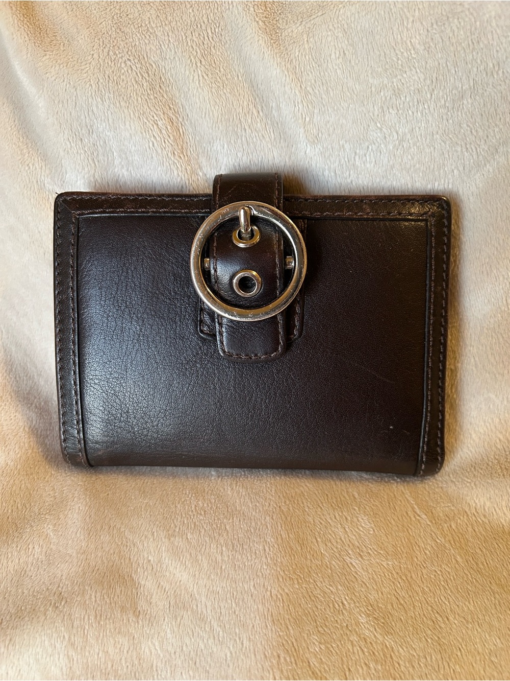 Coach Brown Leather Wallet with Silver Buckle EUC - Picture 8 of 8